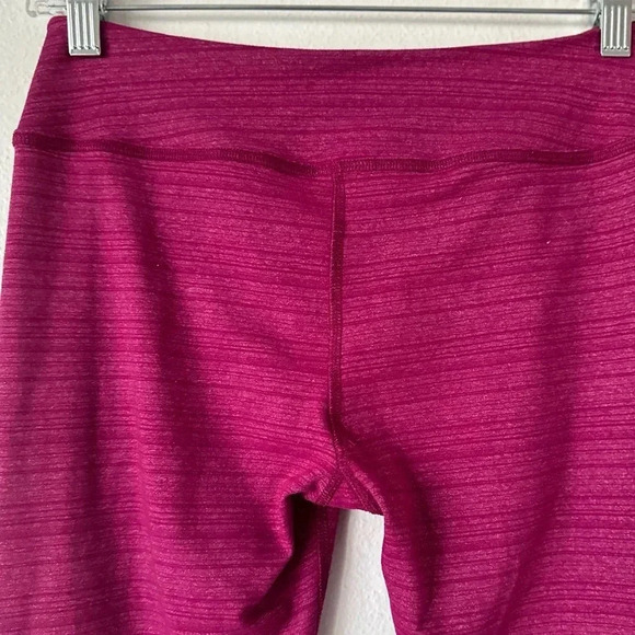 Beyond Yoga Striped Essential Leggings - Picture 10 of 11